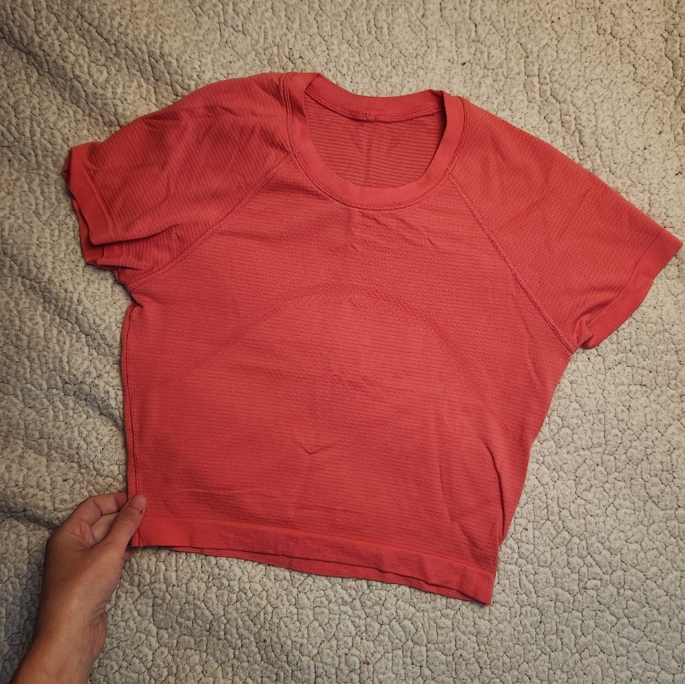 SOLD - Lululemon Women's Coral Tee